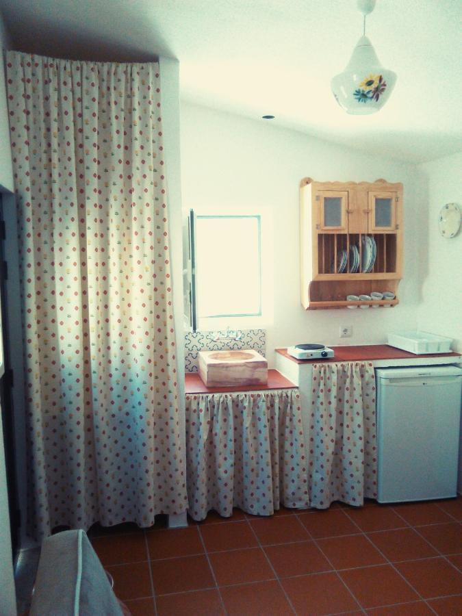 Palheiros Da Ribeira Guest House Pracana Cimeira ภายนอก รูปภาพ
