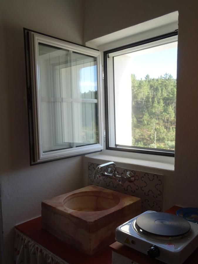 Palheiros Da Ribeira Guest House Pracana Cimeira ภายนอก รูปภาพ